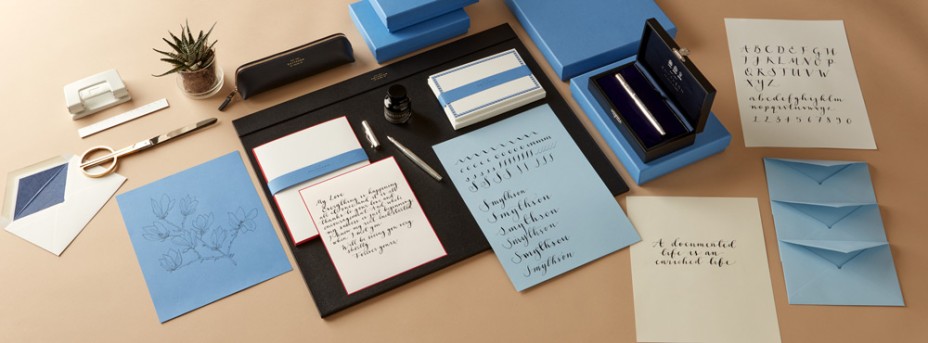 Smythson créé des collections d’articles de papeterie uniques et prestigieuses.